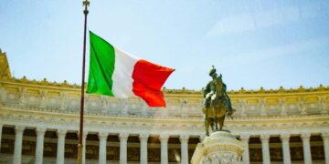 Албанската дијаспора во Италија: Втора по големина со над половина милион жители