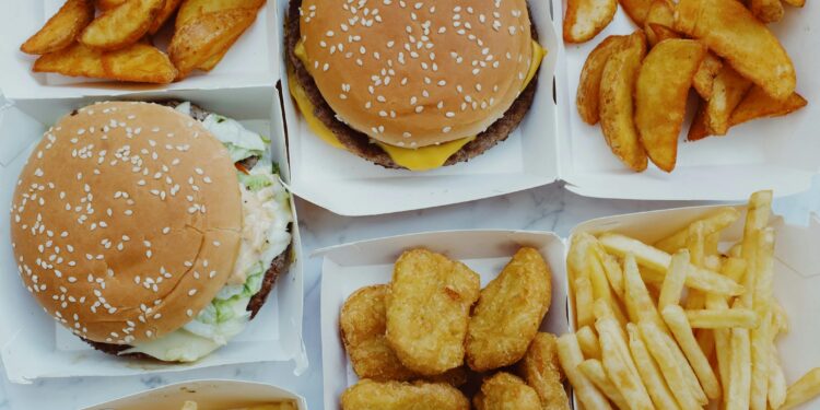 Само 1 од 4 деца во Македонија јаде свежо овошје секојдневно, најниска дневна консумација во Европа