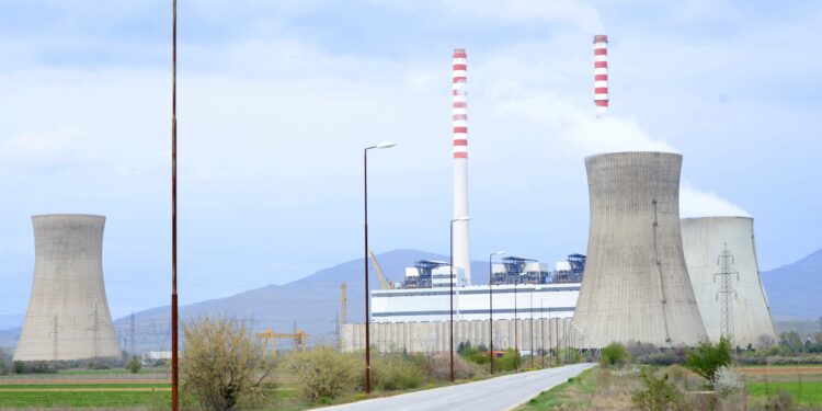 Мензата во РЕК Битола привремено затворена по сомнеж за труење со храна