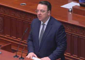 Николоски за Савески: Професионалец без дамка во кариерата