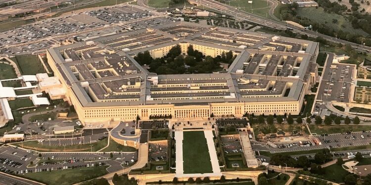 Пентагон најави жалба по судската наредба за новите правила за медиумски пристап