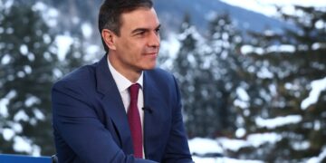 Санчез повика на суспензија на договорот на ЕУ со Израел по новите напади врз Либан