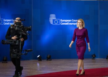 ЕУ бара итно запирање на огнот во Либан