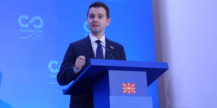 На дневен ред извештајот на министерот Муцунски во собраниската расправа за надворешна политика