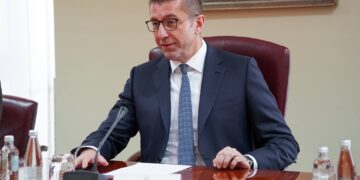 Мицкоски: ВМРО-ДПМНЕ нема да попушти за уставни измени без јасни гаранции, ако треба ќе чекаме со децении