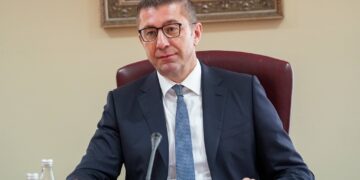 Мицкоски: Транзицијата остави трага во колективната меморија и ги поттикна младите на иселување