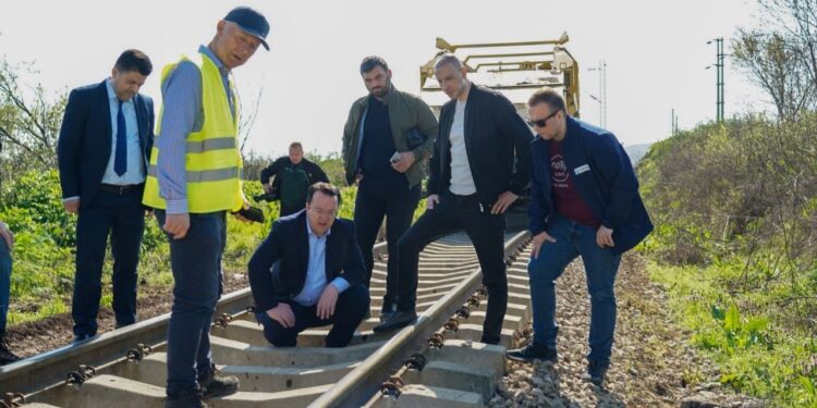 Николоски: Градскиот воз во Скопје стартува на 1 септември