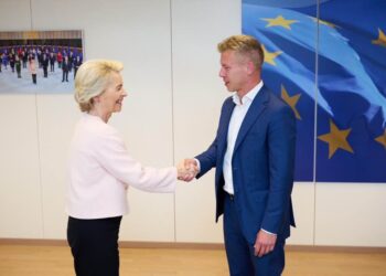 Маѓар имал разговори со Фон дер Лајен за деблокада на замрзнатите ЕУ фондови за Унгарија