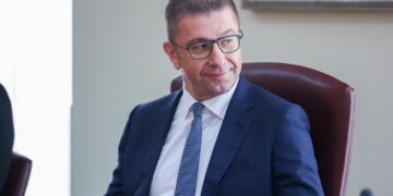 Мицкоски најави образовни реформи: Предност за вработување на најдобрите студенти