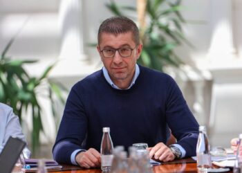 Мицкоски: Само 210 од „200.000 Бугари од Македонија“ се пријавиле за гласање на изборите во Бугарија, разочаран сум