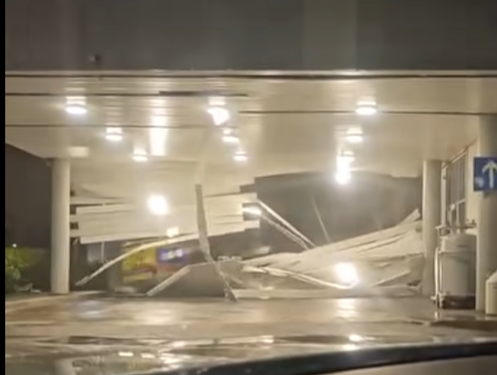 Силен ветер предизвика штета во Загреб: Урната натстрешница на болницата „Ребро“