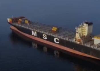 Иранската гарда заплени три огромни бродови во Ормутскиот теснец: Двајца хрватски државјани меѓу морнарите (ВИДЕО)