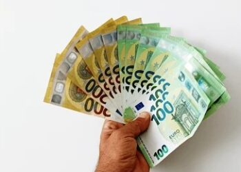 Во кои земји заработуваат најмногу по час? Листа што ќе ве изненади