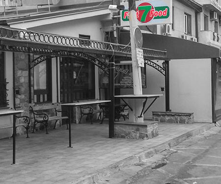 Сендвичарницата „Седмица“ кај Грчката амбасада се затвора