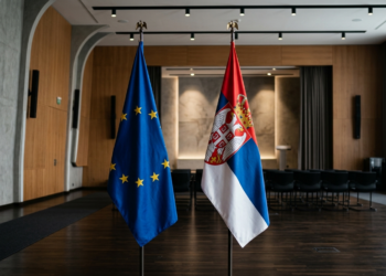 ЕУ размислува за замрзнување на 1,5 милијарди евра за Србија поради правните реформи и односите со Русија