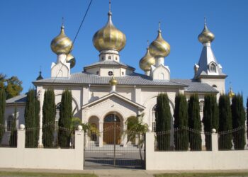 Инцидентот со осквернување на статуата на Исус Христос предизвика остри реакции од Руската православна црква