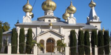 Инцидентот со осквернување на статуата на Исус Христос предизвика остри реакции од Руската православна црква