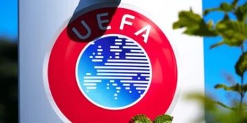 Фудбалски судија од УЕФА уапсен во Британија: Отворена истрага за сериозни обвинувања