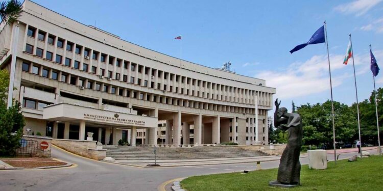 Дипломатска нота од Техеран: Бугарија да не дозволи користење на аеродромите за напад на Иран