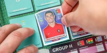 980 сликички и 1000 фунти за цел Панини албум: Собирањето сликички за Мундијалот 2026 станува најскапото досега