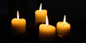 Осум деца убиени во масовно пукање во САД