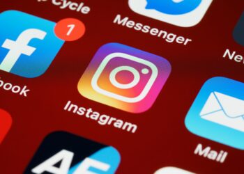 Instagram воведува построги ограничувања за тинејџери на глобално ниво