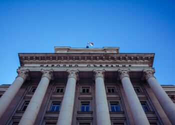 Милион евра во кеш и 1.740 пријави: Разоткриена мрежа за купување гласови низ Бугарија