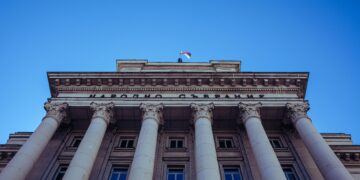 Милион евра во кеш и 1.740 пријави: Разоткриена мрежа за купување гласови низ Бугарија