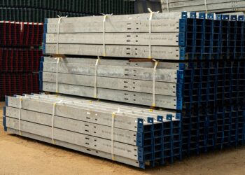 Научниците создадоа „суперчелик“: Издржлив метал отпорен на притисок и корозија