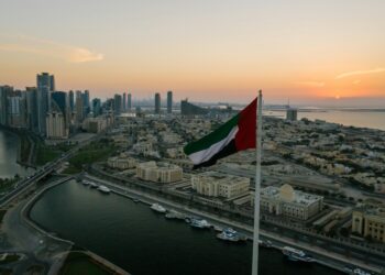 ОАЕ бараат долари од САД: Во спротивно ќе се свртат кон кинескиот јуан