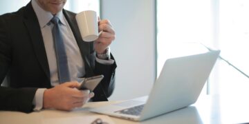 Секој четврти вработен во Европа работи од дома