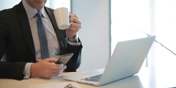 Секој четврти вработен во Европа работи од дома