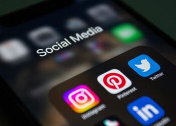 Италија воведува ограничувања за социјални медиуми за заштита од зависност