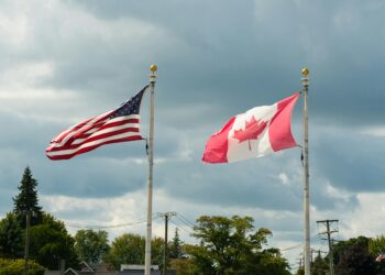 Канада се оддалечува од САД