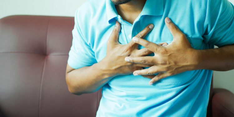 Скриени симптоми на срцеви проблеми кои често се игнорираат