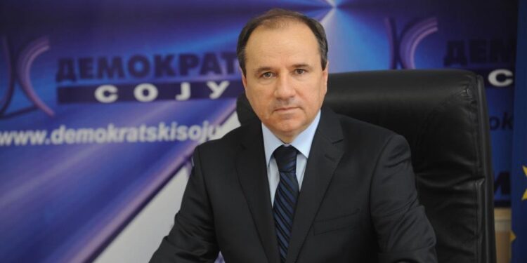 Трајанов: Македонија е реформски напредна во споредба со соседите, но недостасува политичко партнерство со ЕУ