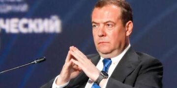Медведев: Германско приближување кон нуклеарно оружје би било безбедносна закана