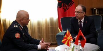 Генерал Лафчиски во Тирана: Македонија и Албанија ја зајакнуваат одбранбената соработка