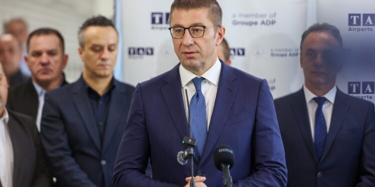 Мицкоски: СДСМ го изгуби идентитетот, ние сме промакедонска партија