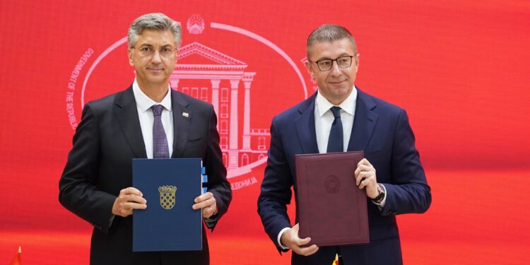 Мицкоски и Пленковиќ потпишаа договор за продлабочена стратешка соработка