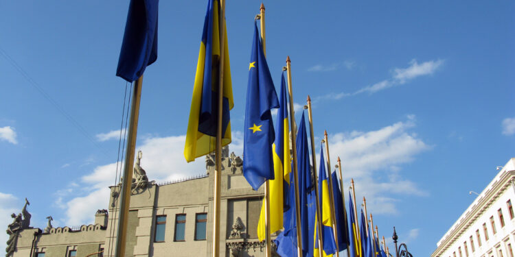 Москва: ЕУ ја изгуби неутралноста и затоа не е погодна за преговори за Украина