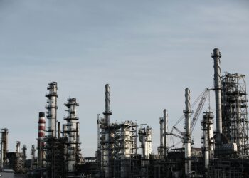 САД го продолжуваат за 30 дена изземањето од санкциите за руската нафта