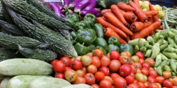 Земјоделците револтирани: Голема разлика меѓу откупните и малопродажните цени на храната