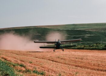 Скопје во четврток ќе спроведе авионска дезинсекција против ларви од комарци