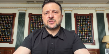 Зеленски: Нема масовни напади, но фронтот останува активен