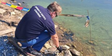 (ФОТО) Граната тешка 13,6 килограми пронајдена на плажа во Дојран