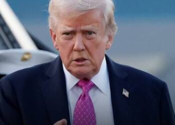 Трамп ги паузираше нападите врз Иран: Вашингтон остава простор за преговори, Техеран возврати со иста мерка