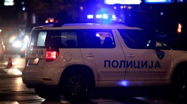 Кавга во скопски Аеродром: Сопругата фрлила остар предмет кон мажот и го расекла во раката