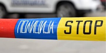 13-годишно девојче од Куманово ја претепало својата баба и се заканувало со остар предмет на семејството