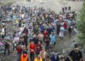 (ВИДЕО) Хаос на границата на Шпанија: Масовни обиди за влез во Сеута, распоредени силни полициски сили